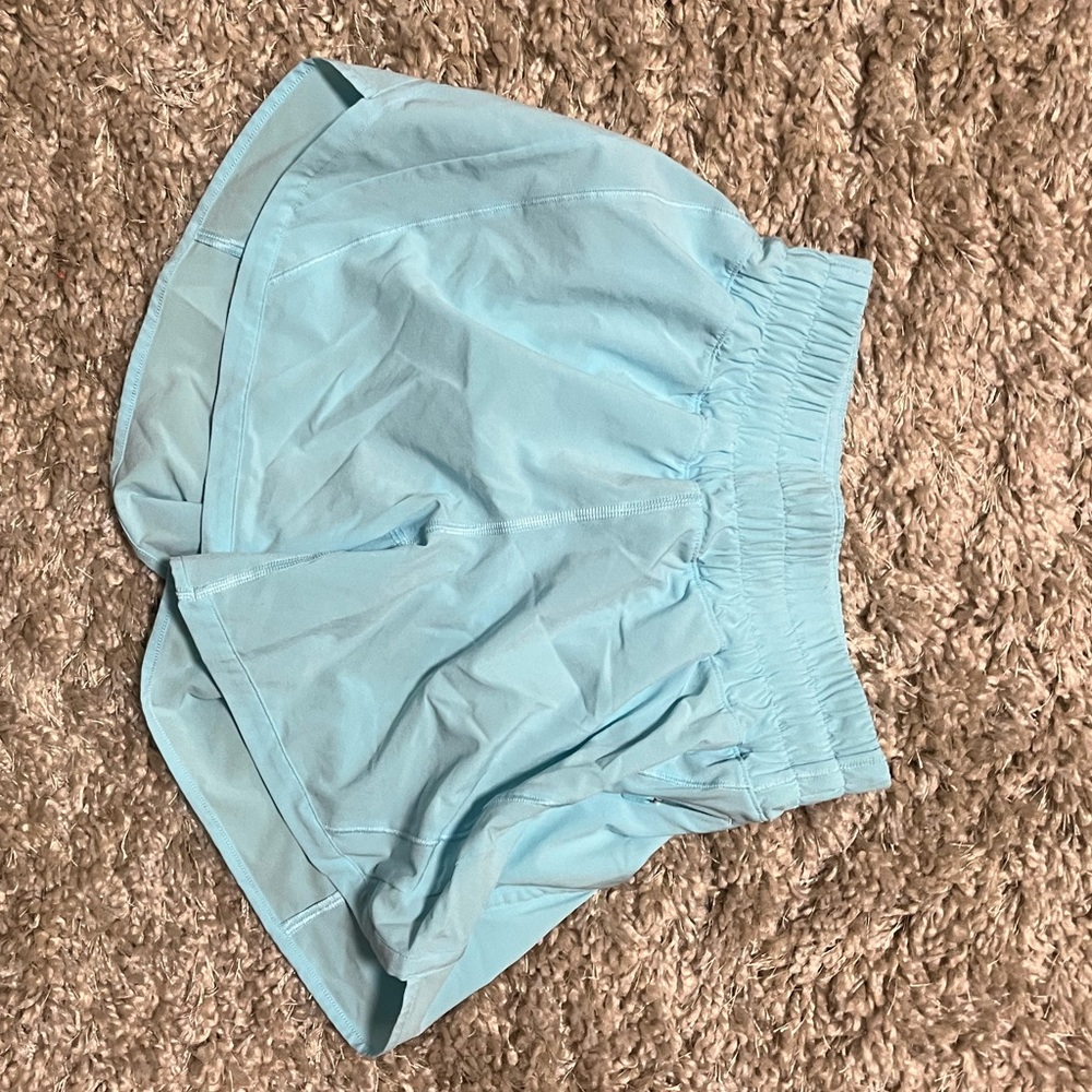 Lululemon Tracker Short 5"